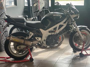 Av 650