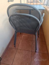 Tavolino e quattro sedie per esterno 