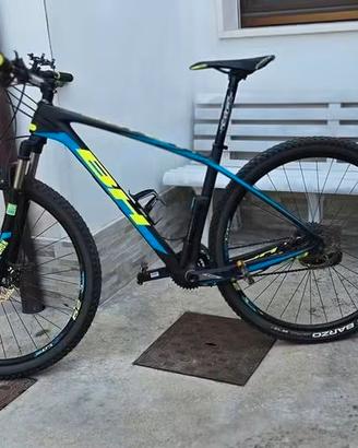Mountain bike BH