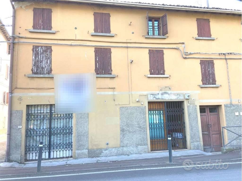 Appartamento di 120 m² con più di 5 locali a Reggi - Vista 5