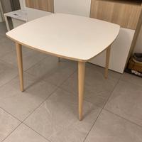 TAVOLO IKEA LEGNO