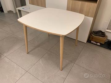 TAVOLO IKEA LEGNO