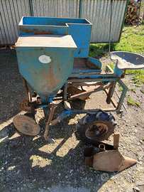 Seminatrice per patate e aglio