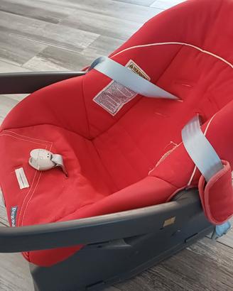 Ovetto PegPerego con supporto per auto