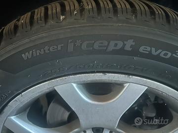 Gomme  Hankook 285/45 R19  bmw X5 o suv