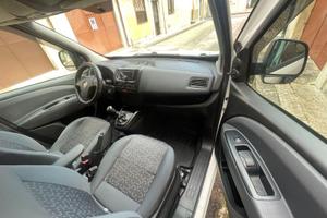 Fiat doblo max 2011