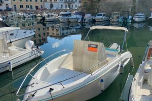 Motoscafo Fiart Oasi 22, motore 150 HP