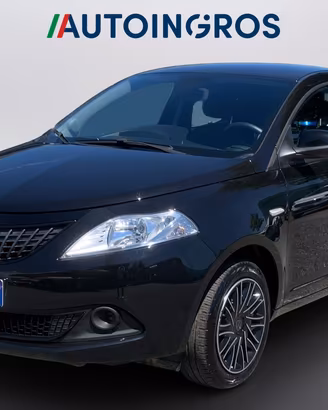 LANCIA Ypsilon 1.0 firefly hybrid Silver s&s 70cv