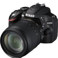 NIKON D3200