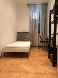 Via A.Stoppani / vicino università