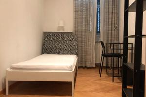 Via A.Stoppani / vicino università