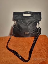 Borsa nera tracolla/con manico Carpisa