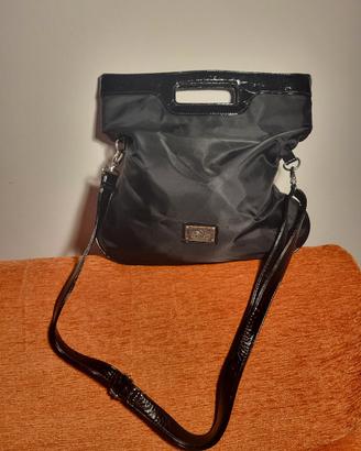 Borsa nera tracolla/con manico Carpisa