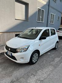 UNICO PROPRIETARIO E SOLO 14.500 km !!!