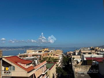 4 LOCALI A REGGIO DI CALABRIA