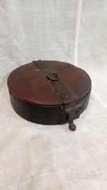 Portaspezie indiano in legno