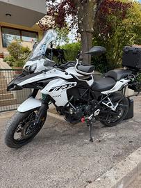 Benelli trk 502 x con set borse