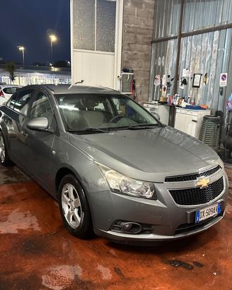 Chevrolet Cruze 1.6 4 porte LS motore da rivedere