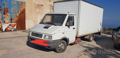 Iveco daily cassonato