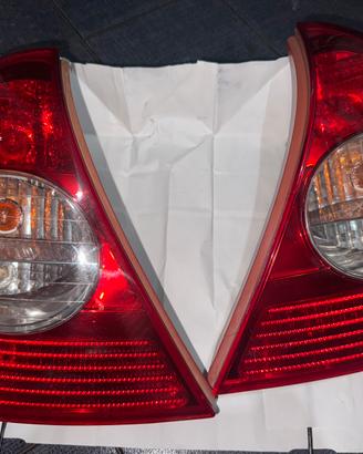 Coppia Fanali Posteriori Renault Clio II Valeo