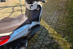 paggio beverly 300 hpe