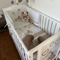 Lettino + materasso + set lenzuolo e paracolpi