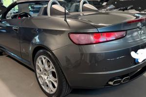 Meraviglioso SPIDER CABRIO pochi km UNIPRO