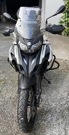Moto Benelli 502 TRK
