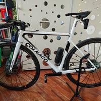bicicletta da corsa Colnago v3 