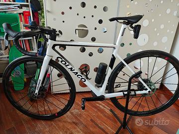 bicicletta da corsa Colnago v3 