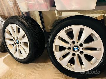 3 Cerchi in lega + pneumatici BMW originali R16