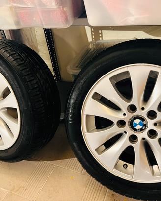 3 Cerchi in lega + pneumatici BMW originali R16