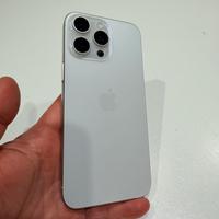 Iphone 15 pro max 256gb "Silver" - no Iphone 17pro