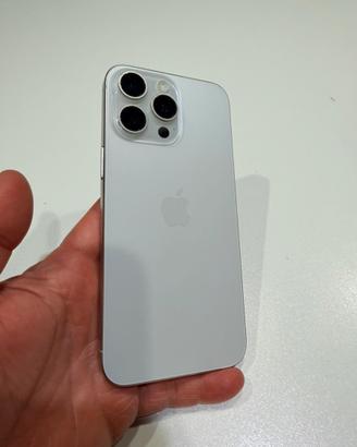 Iphone 15 pro max 256gb "Silver" - no Iphone 17pro