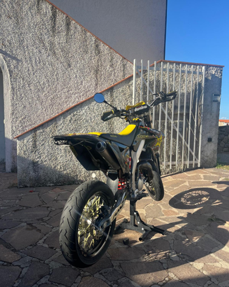 Valenti racing rme 50 Motard