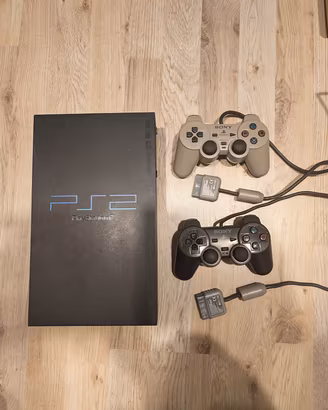 Console + 4 Giochi Sony PlayStation 2 SCPH-50004