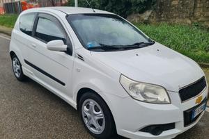 CHERVOLET AVEO NEOPATENTATI BENZINA GPL