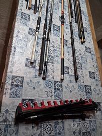 canne da pesca e valigetta 