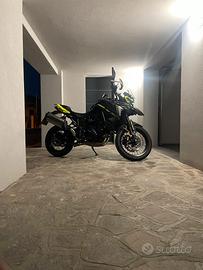 benelli trk 702 x