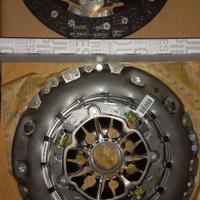 Frizione originale Renault Megane 3 RS 302050034R