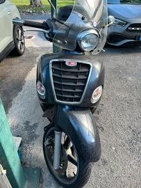 Kymco People 250LC del 2004 unico proprietario