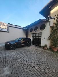 Locale polifunzionale+ufficio 430mq + parcheggio