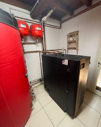 Caldaia a gassificazione legna fiamma inversa