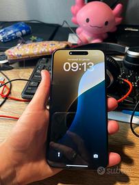 Vende iphone 15 Pro Max 256gb 