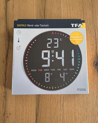 Orologio digitale da parete o tavolo a corrente