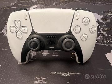 Supporto invisibile per controller PS5