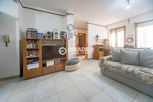 SINNAI - Trivano con veranda e posto auto