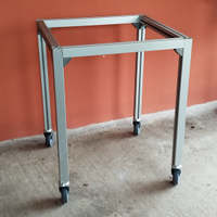 Banco/ Tavolino con ruote