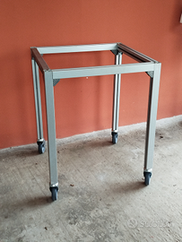 Banco/ Tavolino con ruote