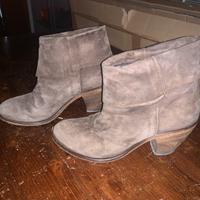 Stivaletti in vero cuoio misura 36